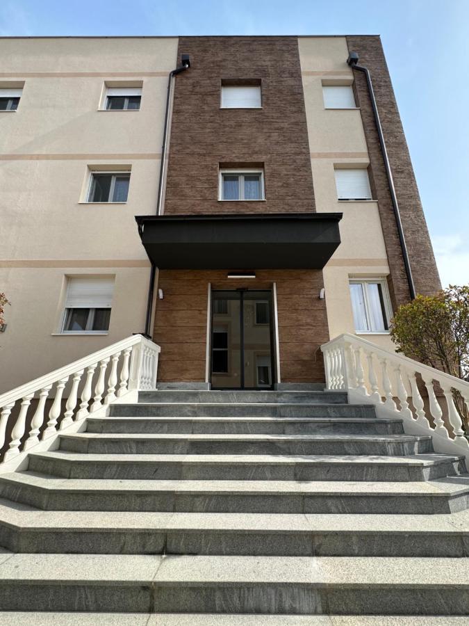 Kame Hotel Belgrade,贝尔格莱德凯美酒店 Ledine Екстериор снимка