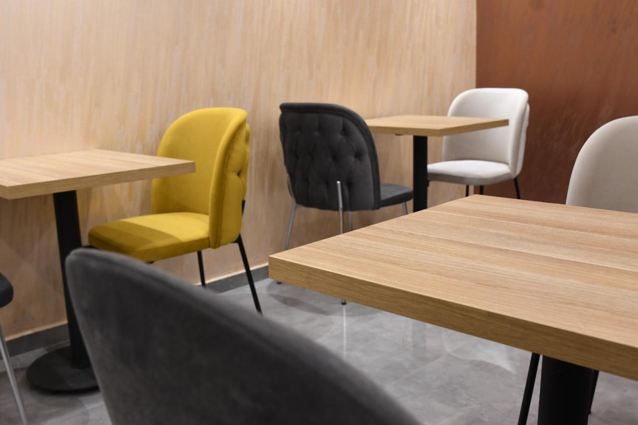 Kame Hotel Belgrade,贝尔格莱德凯美酒店 Ledine Екстериор снимка