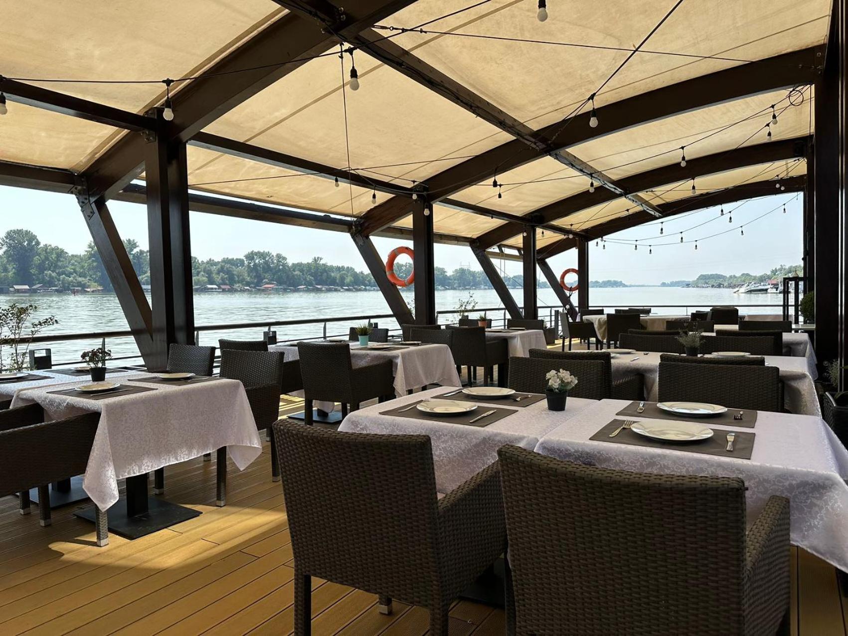 Kame Hotel Belgrade,贝尔格莱德凯美酒店 Ledine Екстериор снимка